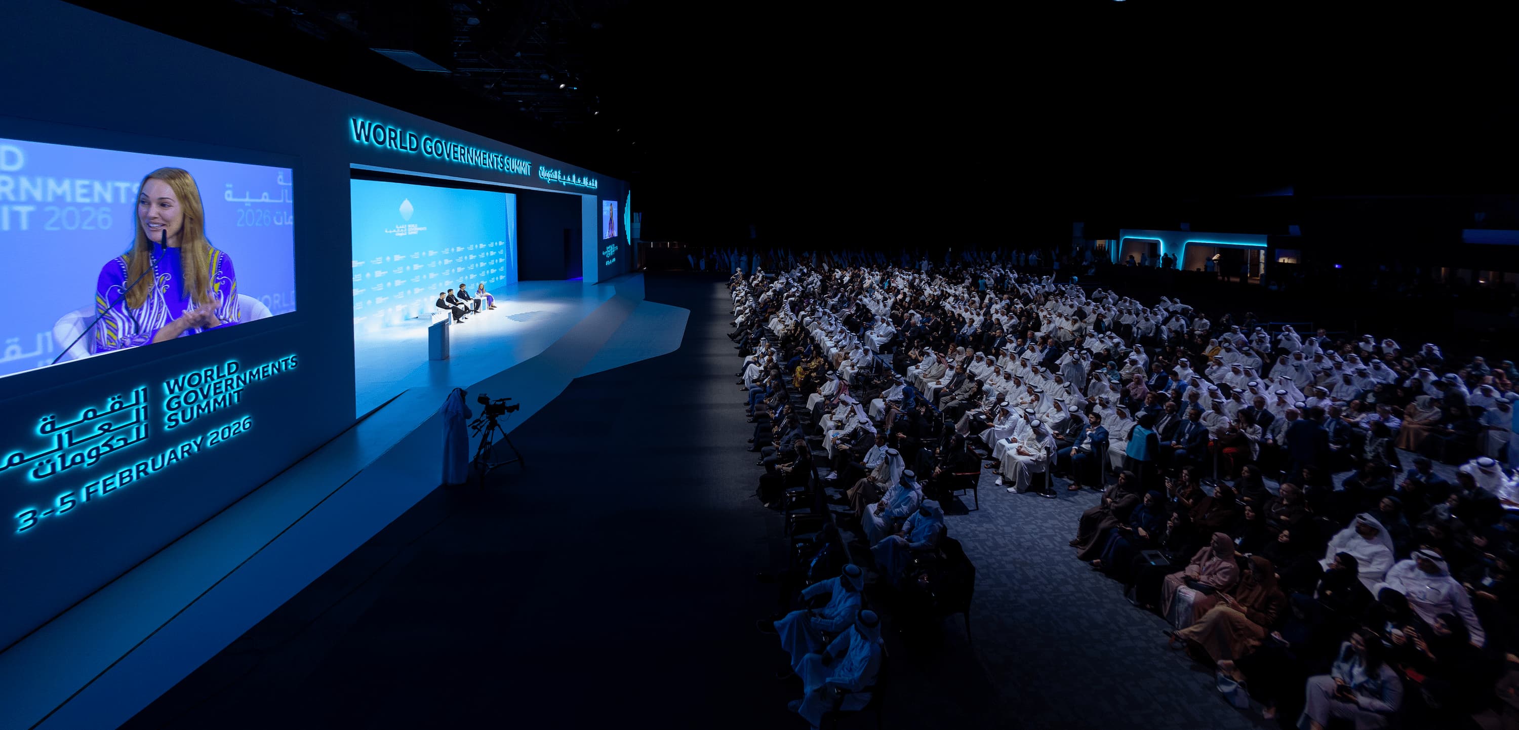  Meryem Uzerli Dünya Hükümetler Zirvesi�nde Türkiye�yi Temsil Eden Tek Türk Oyuncu Oldu